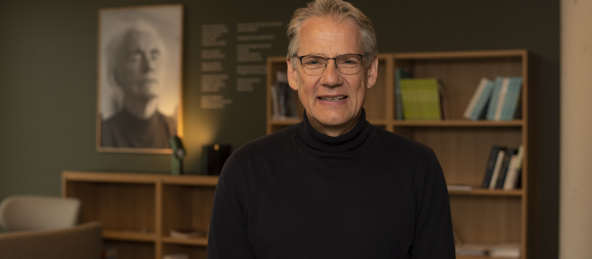 Smilende mann i middelalderen
